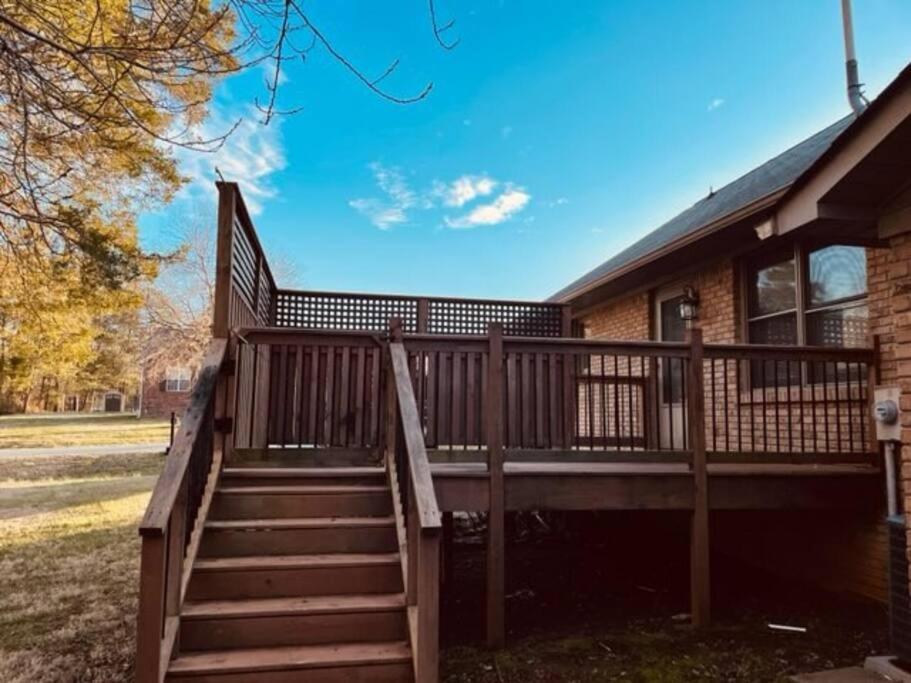 Modern Home Steps To Historic Downtown Salisbury Exterior foto